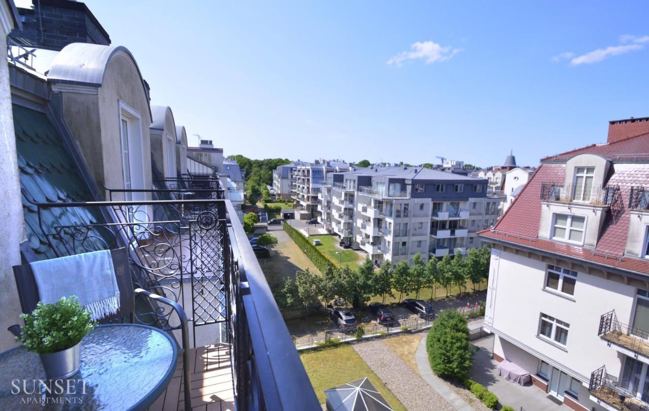 Promenada - Plaza 100M Swinoujscie Exterior foto